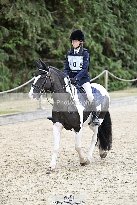 250820A-123426-06499 - Round 1, Start to 1.30pm Break