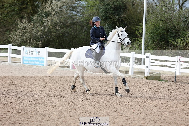 240406A-111925-03008 - Cls 20 British Novice and 90cm Open