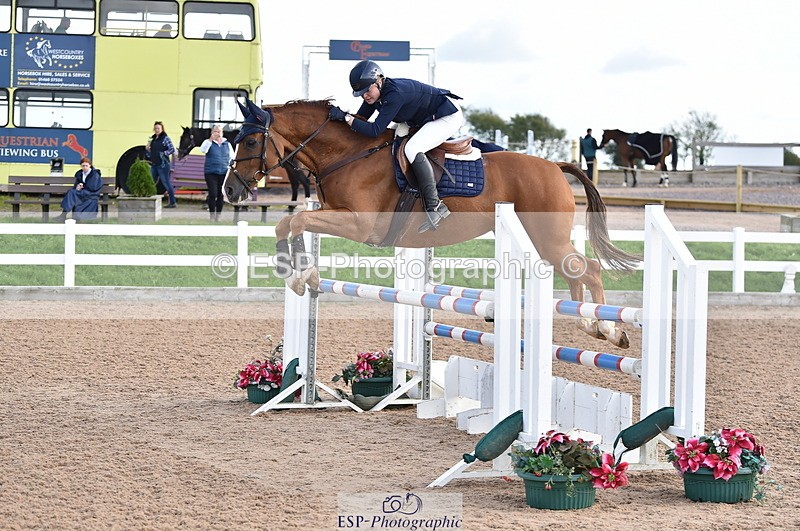 231015A-134232-08402 - Cls 25 95cm Amateur Q 2nd R