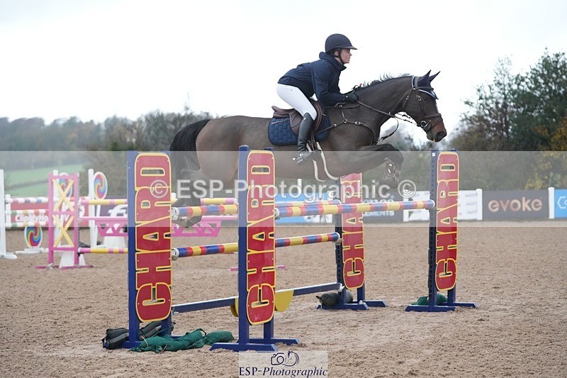 251107-135846-01295 - Cls 6 Foxhunter and 1.20m Open