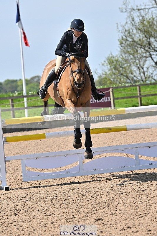 240509A-112757-01174 - Cls 9 Snr 1.20m Open