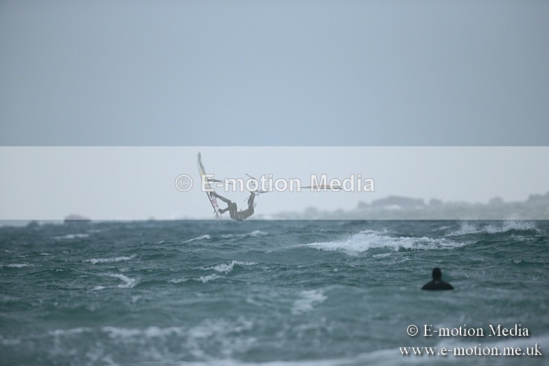 WS 030413-51 - Windsurfing