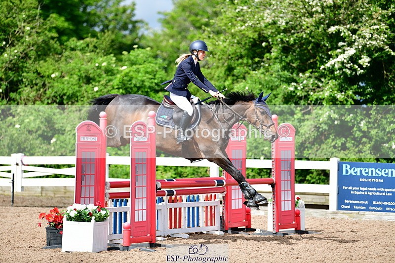 240526A-095043-07184 - Cls 32 British Novice and 90cm Open