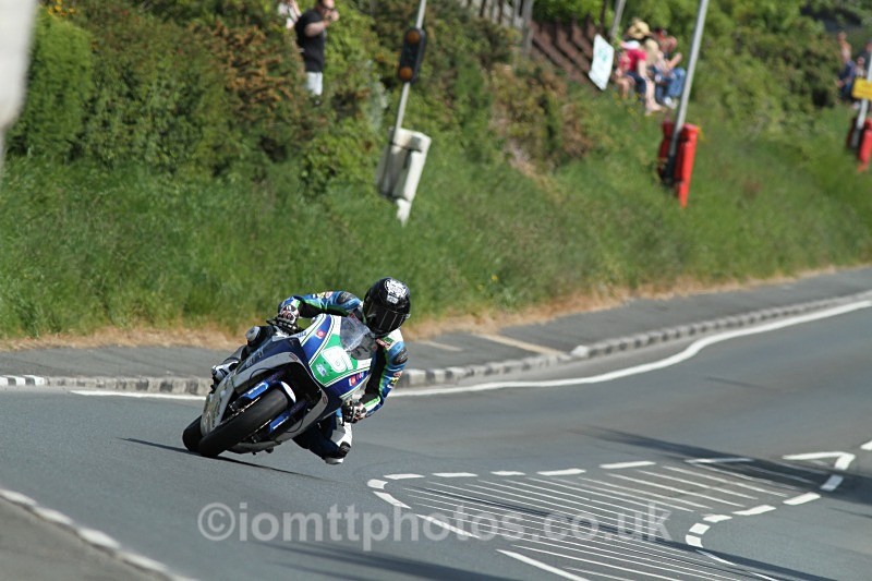 Ryan Farquhar - Bennetts.co.uk Lightweight TT