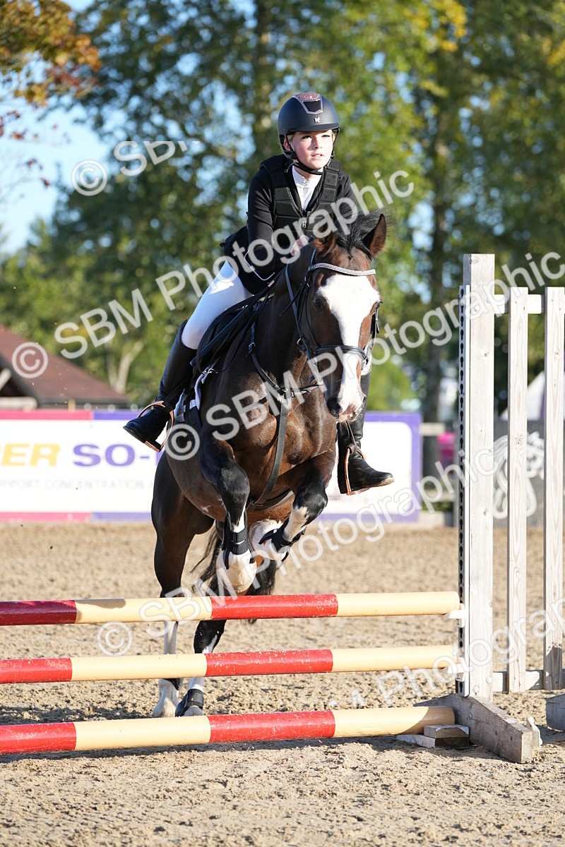 SBM_14095 - J57 - Clear Round 60cm