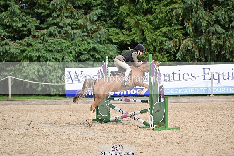 240818-161834-05398 - Cls 13 Pony Intro 70cm