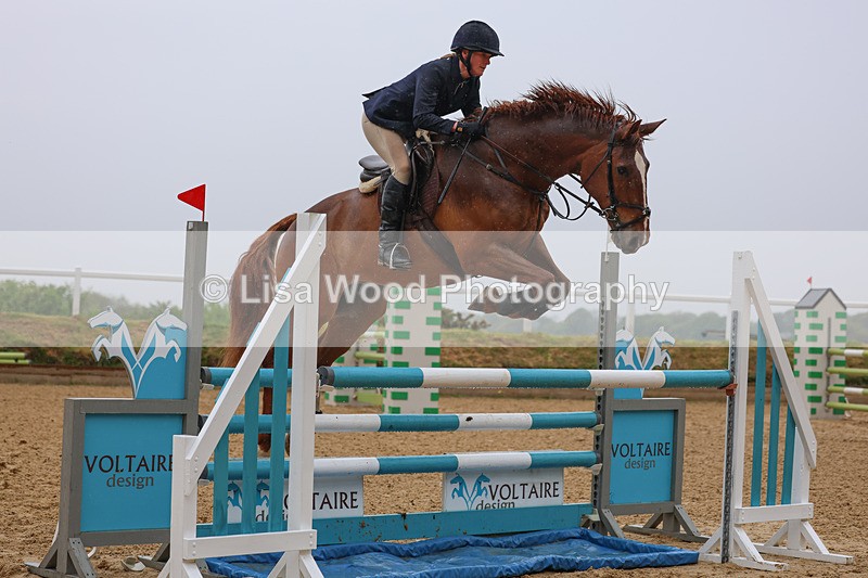 3E7A7133 - Class 7: Senior Newcomers/1.10m open