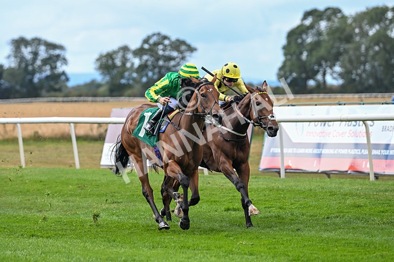 290825-Race 2-Brigids Well-8362 - Race 2