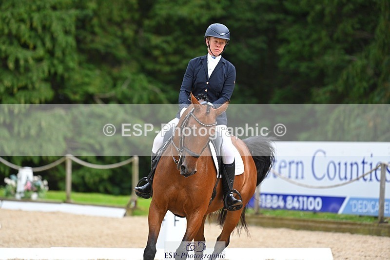 230813-172450-08658 - Cls 14 Medium Silver 16.45 to End