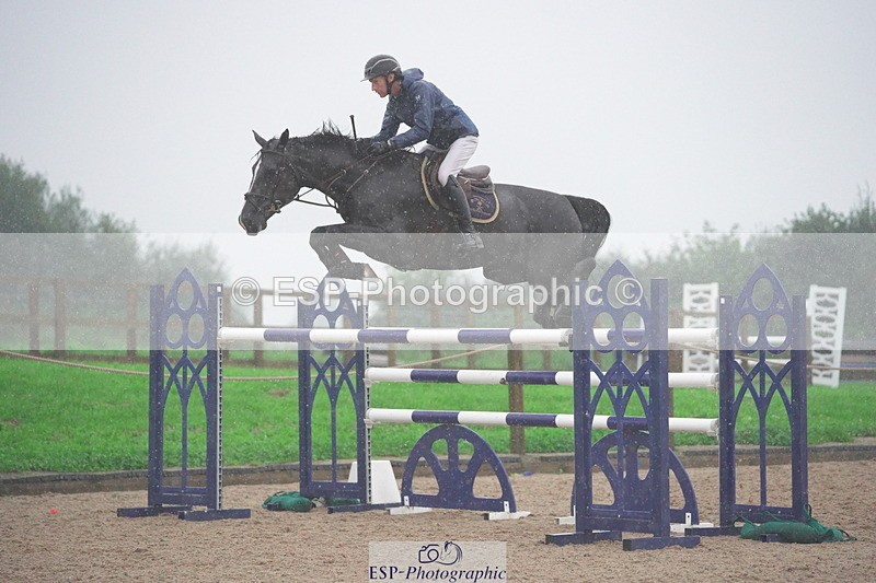 231017A-104238-06518 - Cls 26 Chard Equ Grand Prix