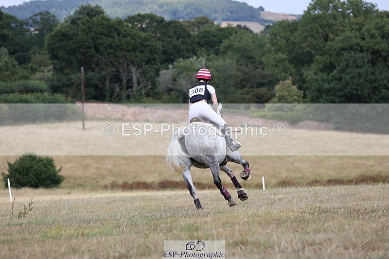 250802A-154854-06863 - G-308-Alice.Sandiford-OMALLEYS.GALWAY.GIRL