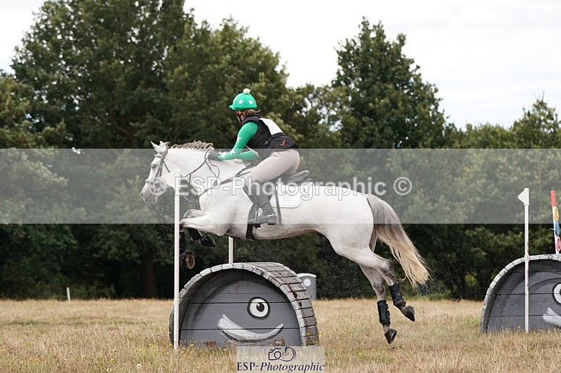 250802A-105840-01598 - A-011-Milly.Meza-Bradford-HAZELROCK.SYMPHONY