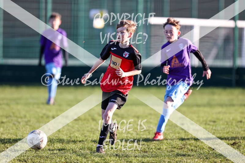 1DX31992 - 2025-11-23 FC Abbey Meads U13 Purple V Highworth Town Junior FC U13 T
