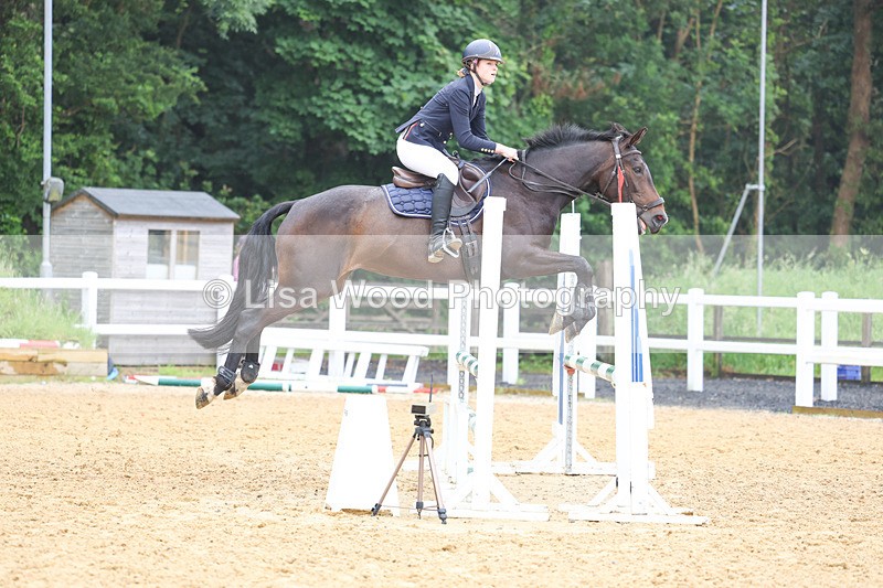 3E7A5473 - Class 4: Senior British Novice/90cm open