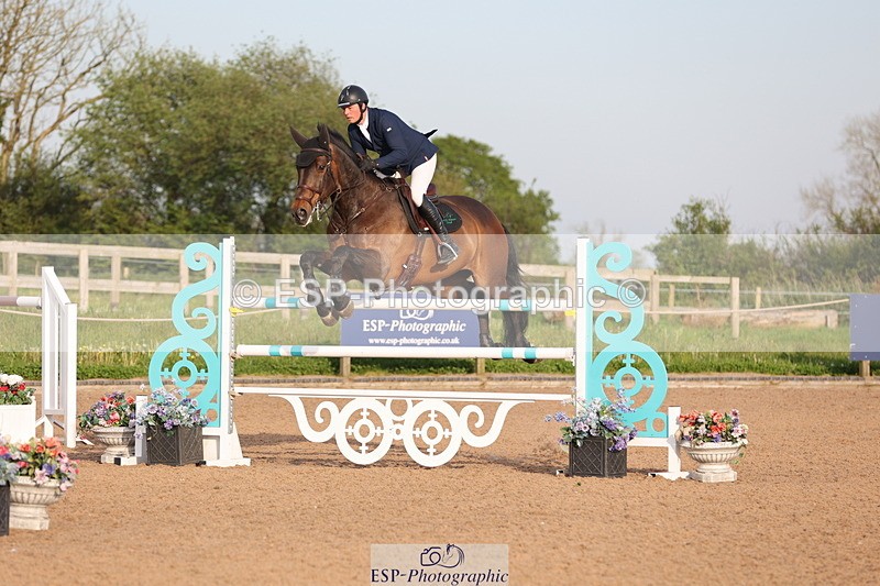 240511A-185630-16042 - Cls 39 Chard Equ Derby