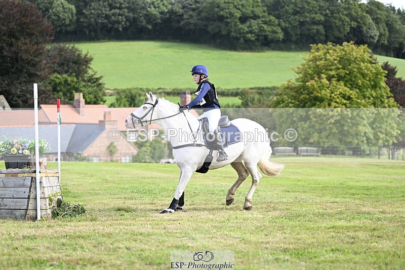 240825X-110046-31523 - 70cm XC 10.00 to 11.00