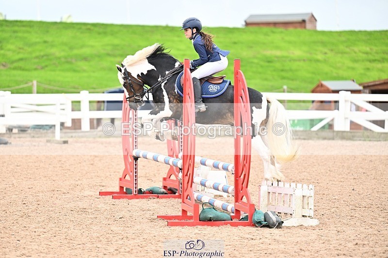 250920-105459-00302 - Cls 22+23 Club and Schools 70cm