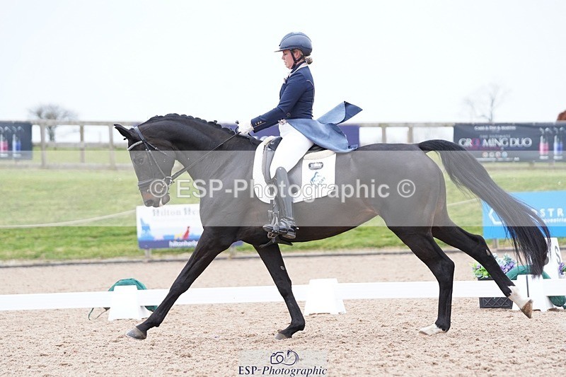 250403-161032-03252 - 003-Abbie.Newbury-Seagry.Firstamour