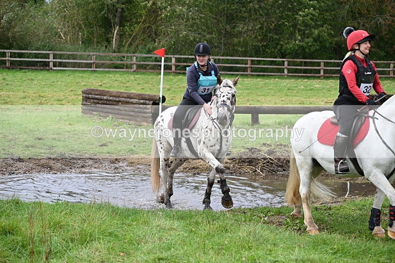 WJ6_4141 - Time at Photographer 11:48 to 11:56
