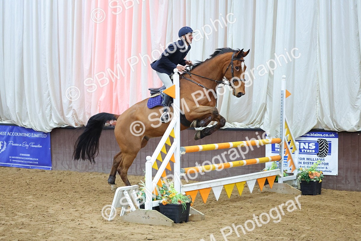 SBM_008516 - Class 21 - Nupafeed Supplements Senior Discovery/ 1m Open - First Round (1.00m)