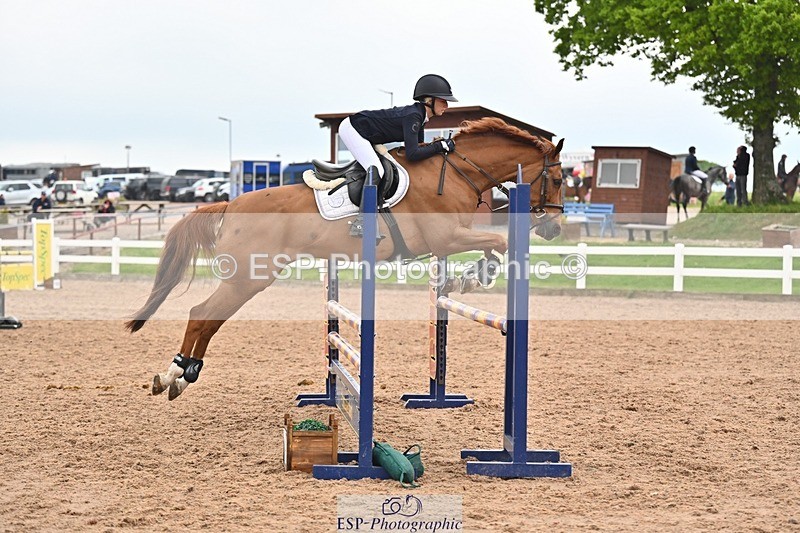 260508-091912-04405 - Cls 17 British Novice and 90cm Open