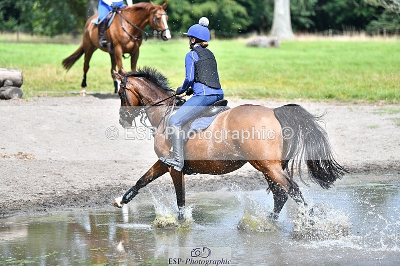 230817-135631-02964 - Abbie's 1st Group - XC