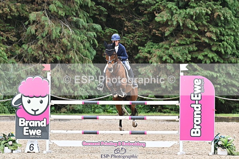 250524A-133621-11733 - D-464-Alexandra.McAlpine-GLOBAL.VICTORY