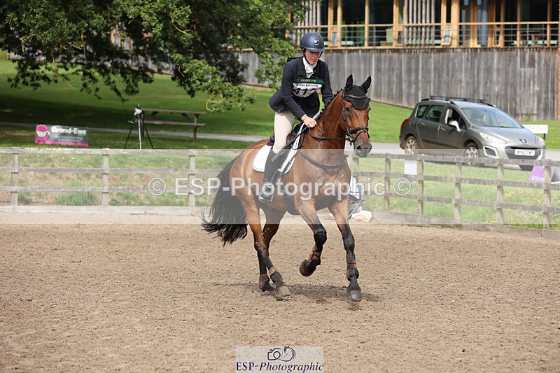 240804-103335-11143 - 412-Tilly_Swanton-QUINTUS_GRANDIA_Z