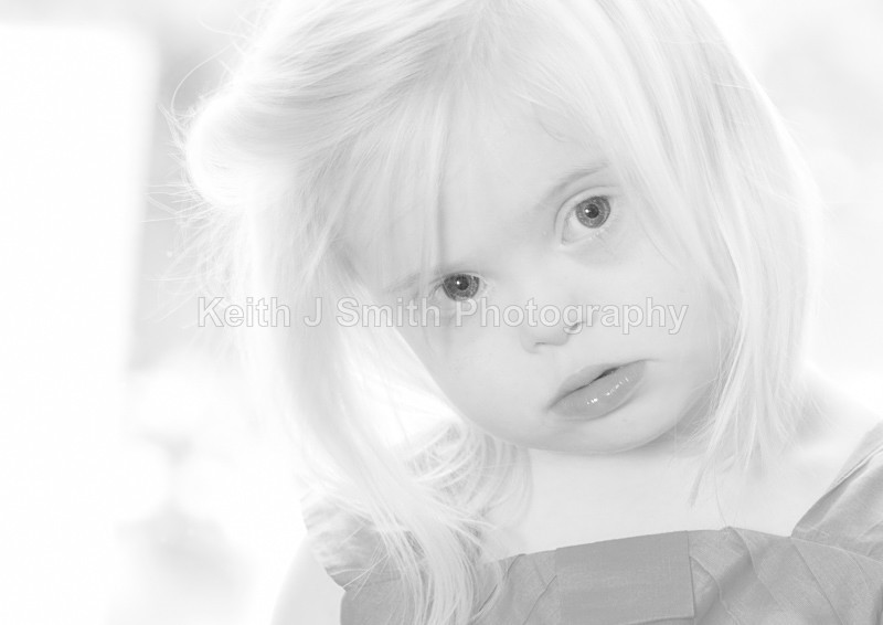 1SKJ5836 - Tina with Macy