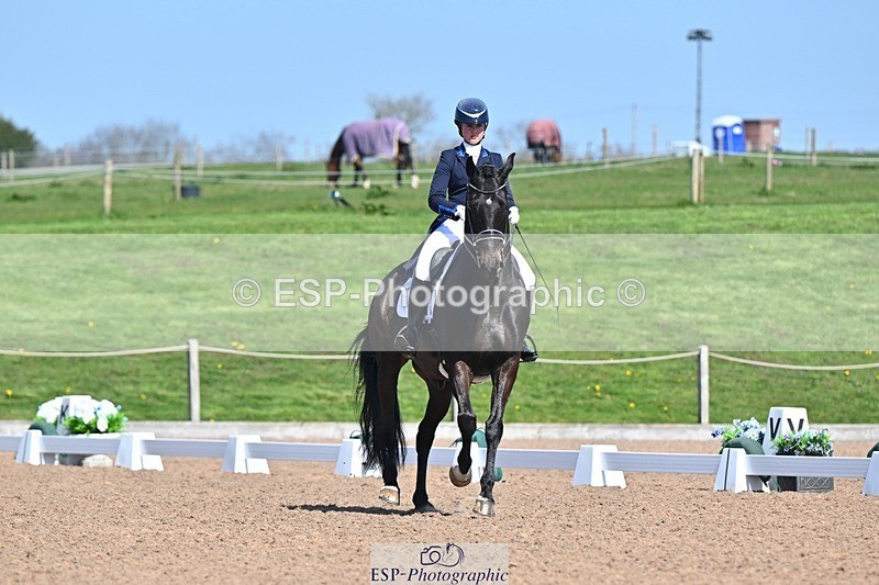 250405-122855-10658 - 174-Sarah.Khairallah-Ilowette