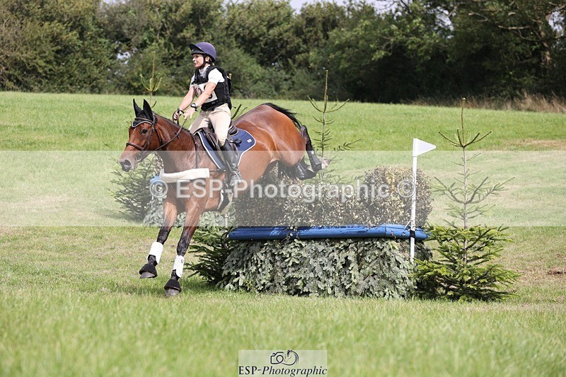 240831A-130304-03056 - 123-Fiona.Jones-ABBY.VD.BERGHOEVE.Z