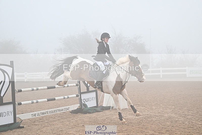 250208-122054-00532 - Cls 9 Pony Newcomers and 1m