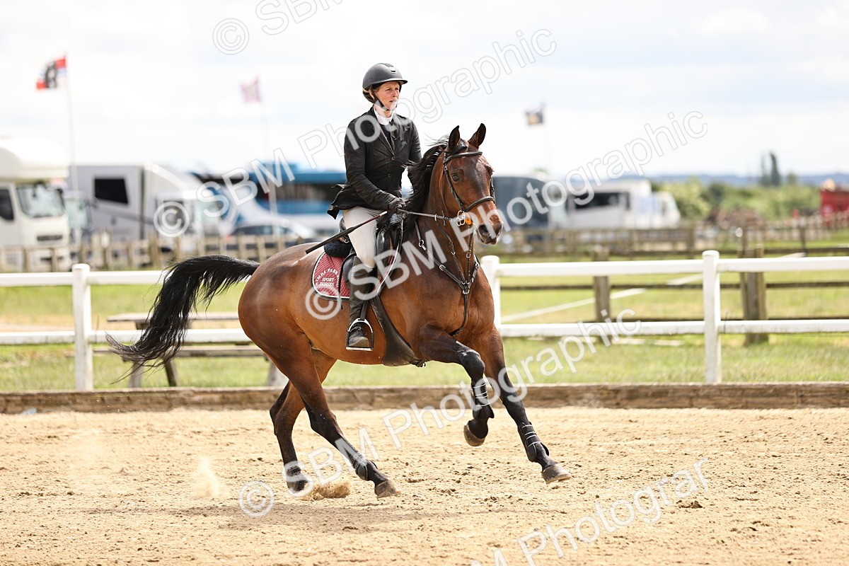 SBM_003210 - Class 11 - Senior Newcomers - 1.10m