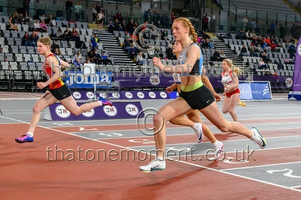 Age26SAT-818816 - Track Female Set One