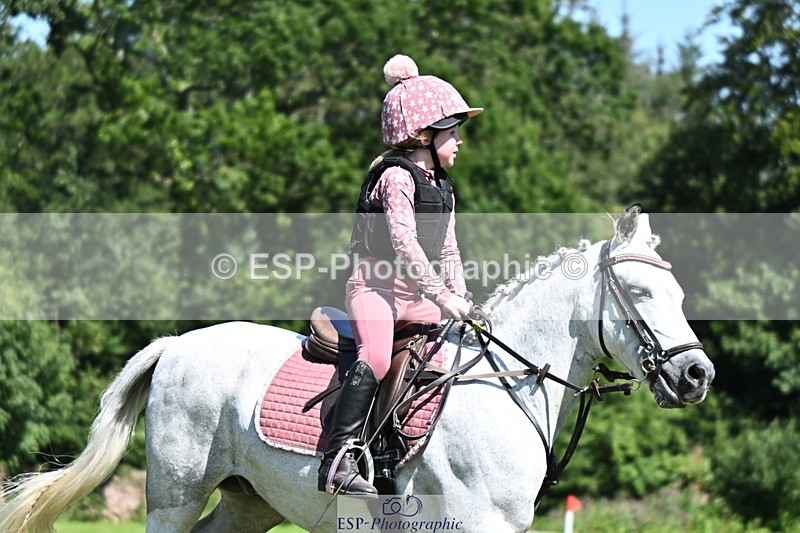 240729B-143846-02824 - Abbie's Group XC