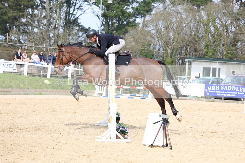 3E7A7052 - Class 5: Senior 95cm