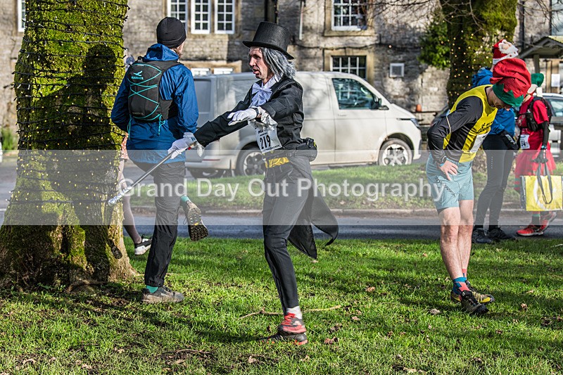 Litton-80 - Litton Christmas Cracker Fell Race (Limestone Series) Sunday 14th December 2025