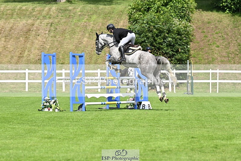 250613A-102128-00401 - Cls 1 Snr Newcomers and 1.10m Open