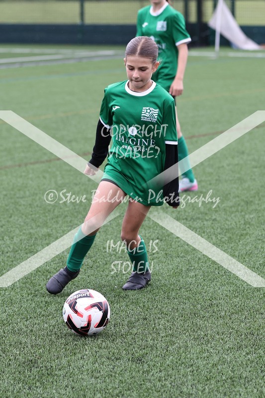 1DX31405 - Sat 6th U12 Girls