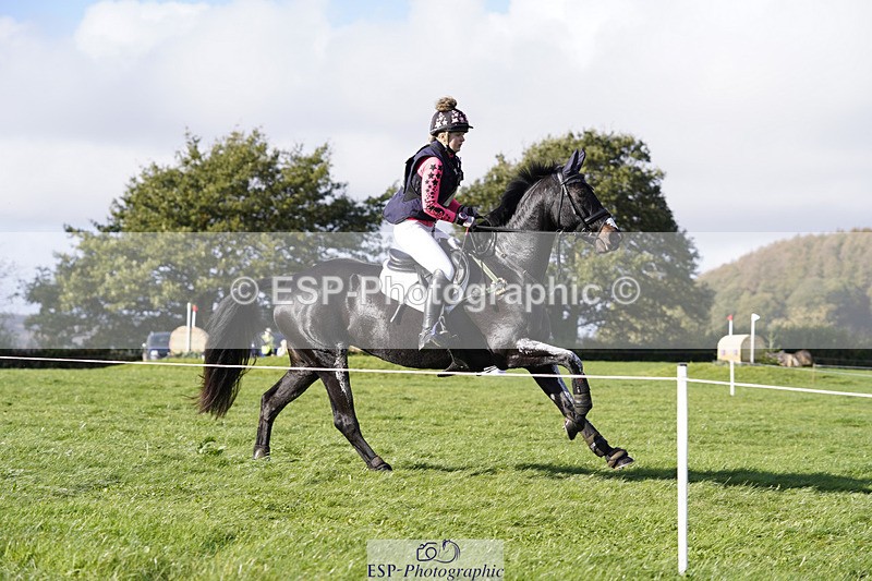 241025-103302-06130 - 002-Ellie.Fredericks-BRITANNIA'S.OLIVE