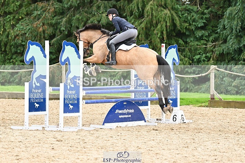 230930-155322-01235 - Cls 8 90cm Club