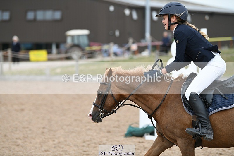 250807-130619-01003 - 70cm Round 2