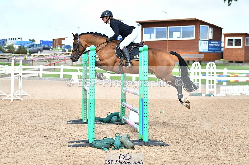 230819A-160247-01098 - Cls 33 1.05m Amateur Qualifier