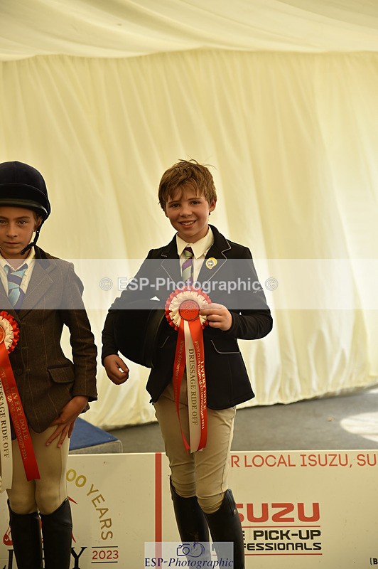 240824X-150142-30345 - D70 and 70cm SJ Presentations