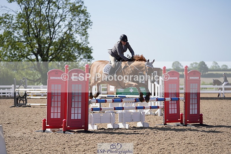 230527A-100250-03513 - Cls 19 British Novice & 90cm Open