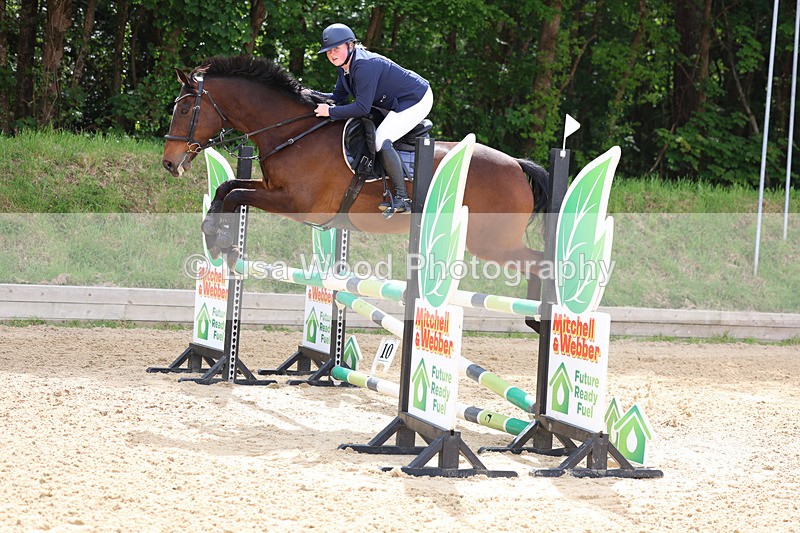 3E7A8713 - Class 4: Senior British Novice/90cm open