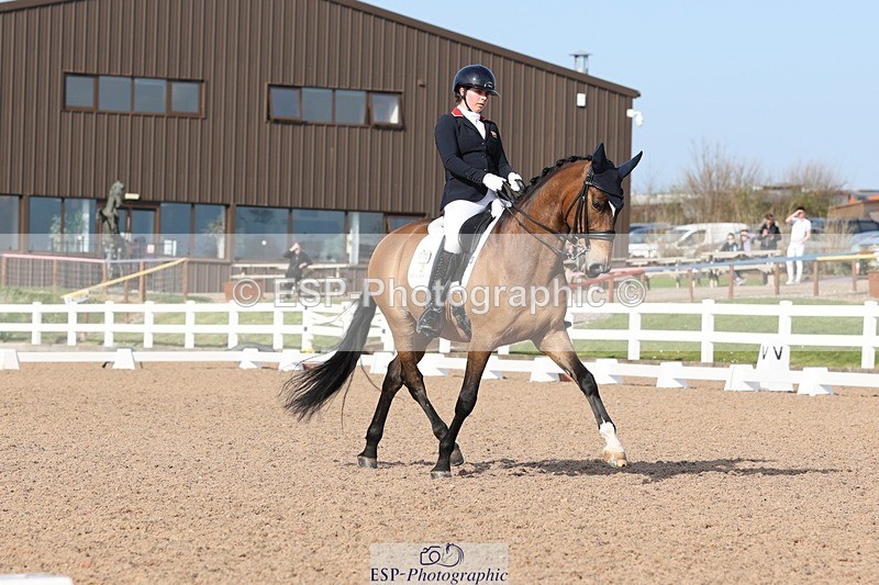 250404-163147-07538 - 115-Isla.Sully-Vagabond.De.Massa