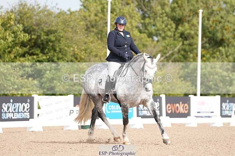 250906-102817-01251 - 029-Emma.DairCastle.Ellis.Esmeralda