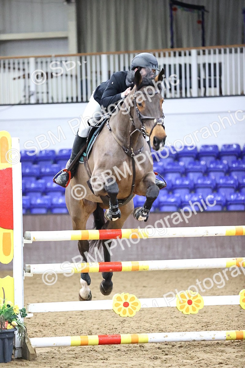 SBM_005455 - Class 17 - Senior Newcomers 1.10m