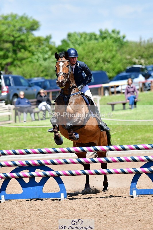 240525A-132110-06101 - Cls 22 95cm National Am Qualifier